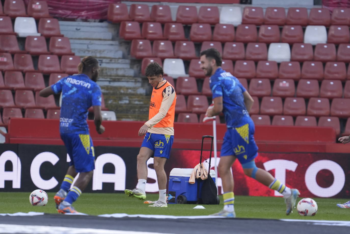 Fotos: Sporting de Gijón- Cádiz desde El Molinón