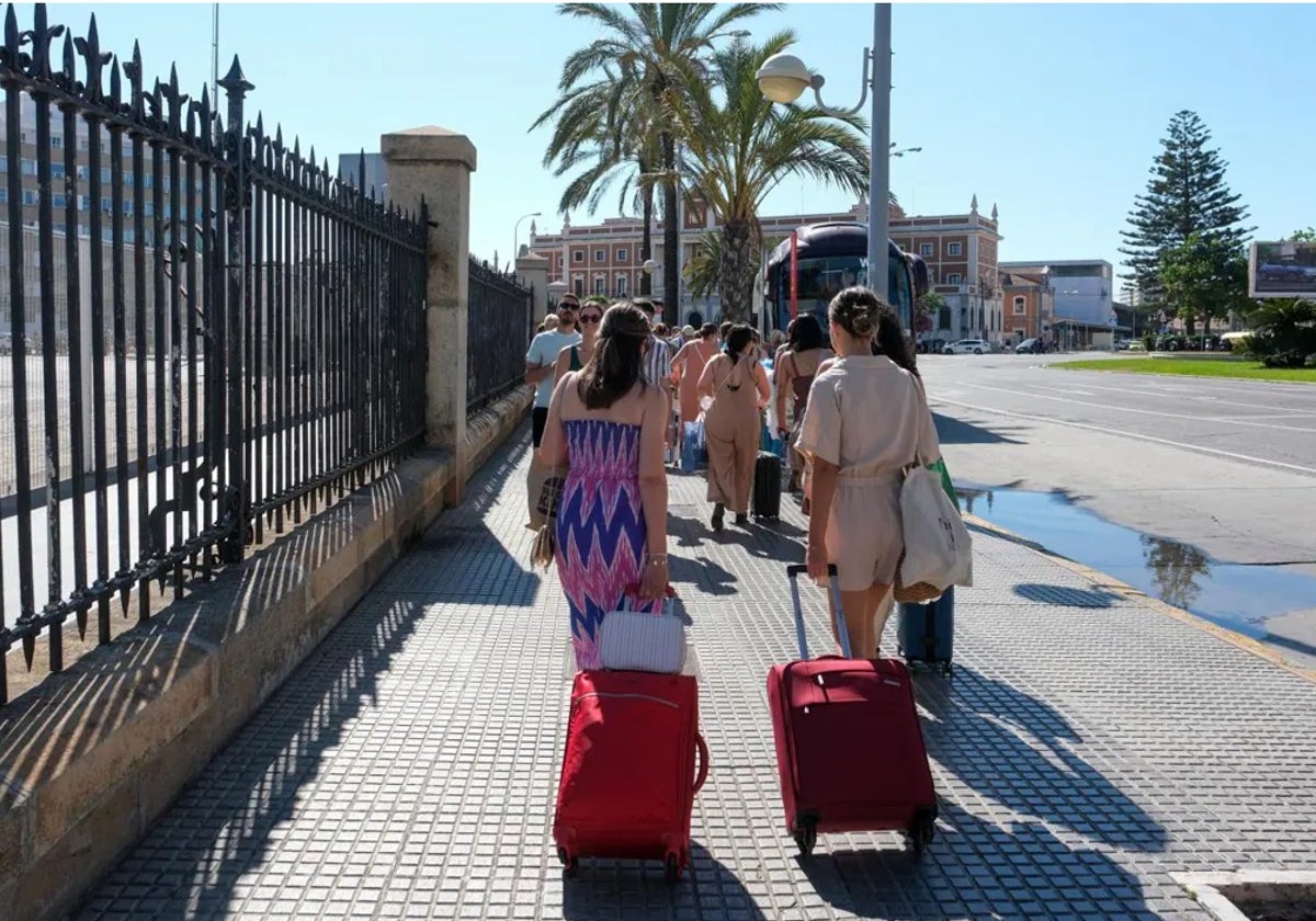 Turistas en Cádiz capital