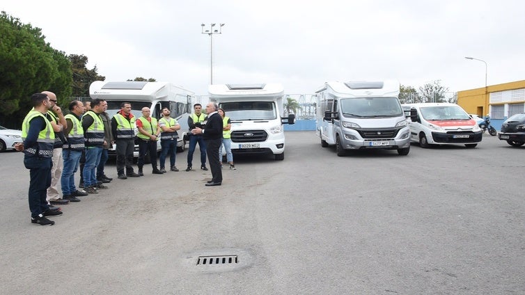 Policías locales de Algeciras se trasladan a Utiel para colaborar ante la emergencia de la DANA