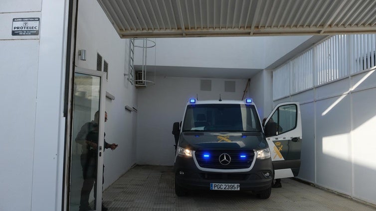 Los dos detenidos de la narcolancha que mató a los guardias civiles en Barbate, ante el juez