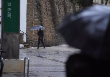 DANA en Cádiz: Setenil y Alcalá del Valle cierran sus colegios por su cercanía con Málaga, en alerta roja por lluvias