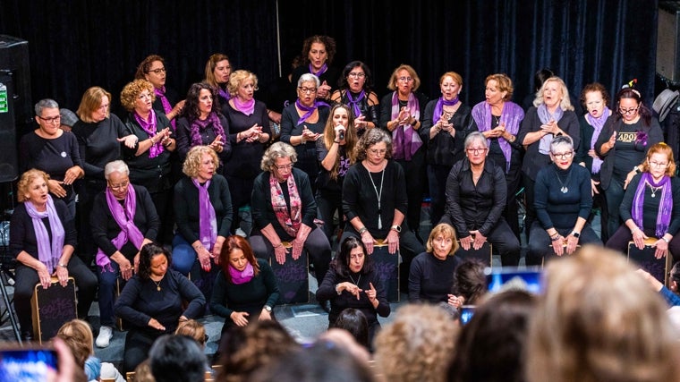 Cádiz recuerda y homenajea a las víctimas en el Día Internacional para la Eliminación de la Violencia contra las Mujeres