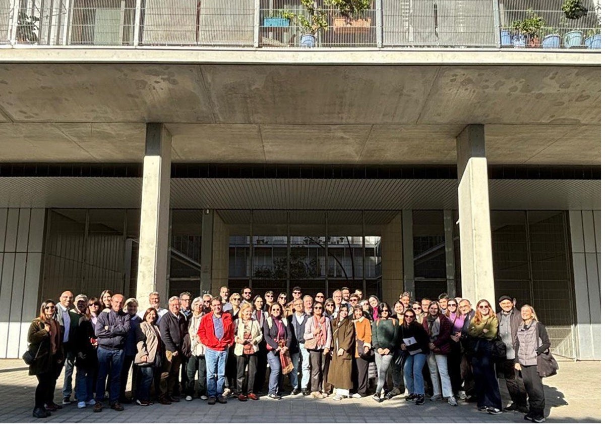 El Colegio de Arquitectos de Cádiz viaja a Cataluña para conocer in situ arquitecturas a la vanguardia en materia de vivienda social y sostenibilidad