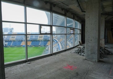 El Gran Hotel Luna de Cádiz va tomando forma en la tribuna del estadio de la ciudad