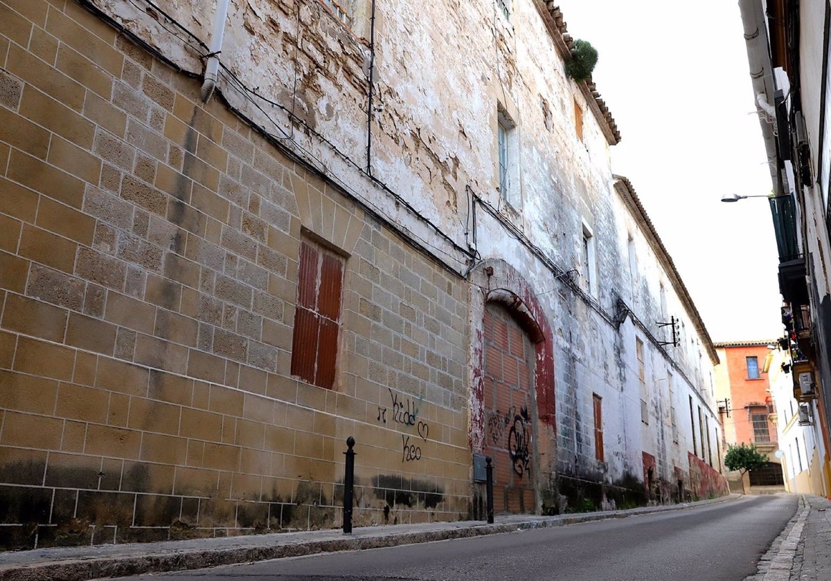 Finca de la calle Cazón.