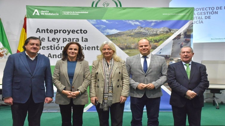 El Anteproyecto de Ley para la Gestión Ambiental será «un impulso» para sectores estratégicos de Cádiz