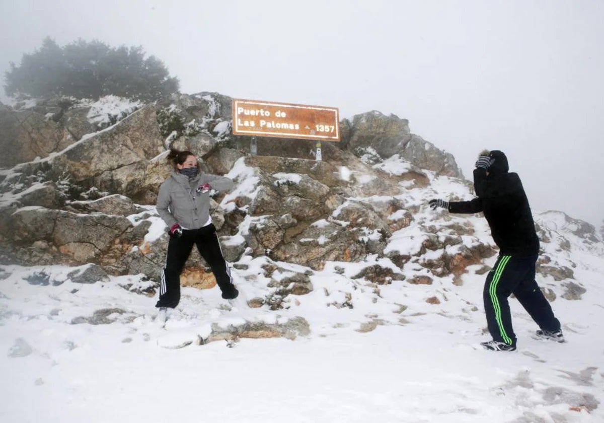 Nieve en el Puerto de las Palomas