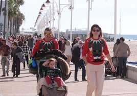 Fotos: Feliz paseo en Cádiz por Navidad