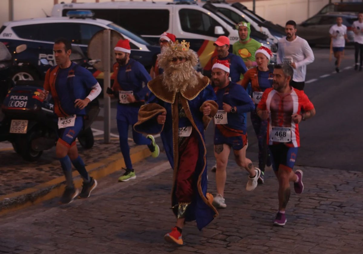 Carrera San Silvestre Gaditana, en foto de archivo.