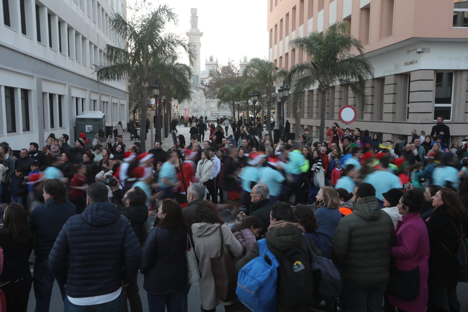 Fotos: Búscate en la VII San Silvestre gaditana 2024