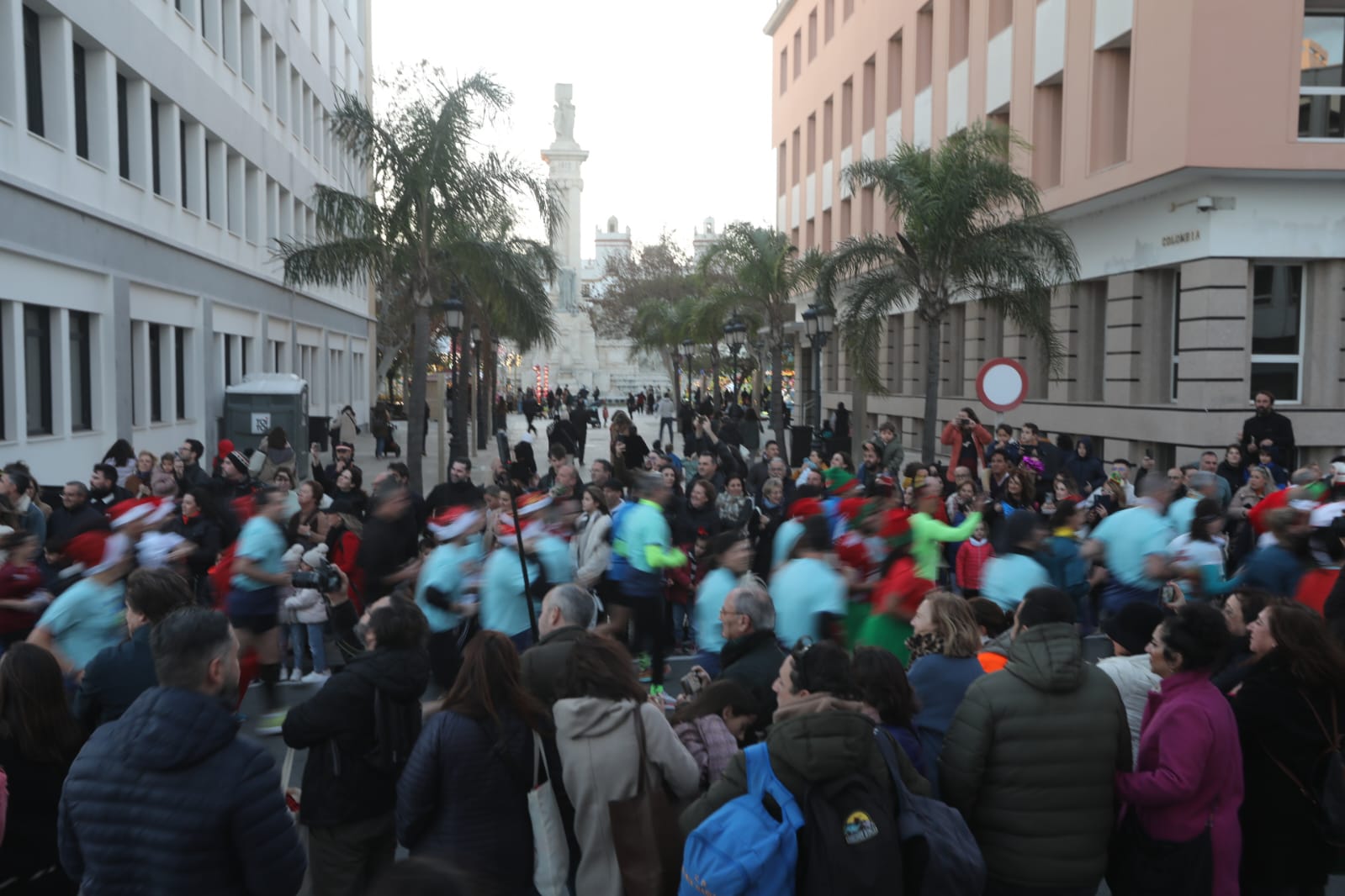 Fotos: Búscate en la VII San Silvestre gaditana 2024