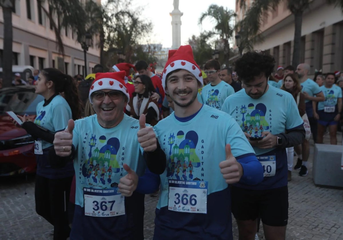 Fotos: Búscate en la VII San Silvestre gaditana 2024