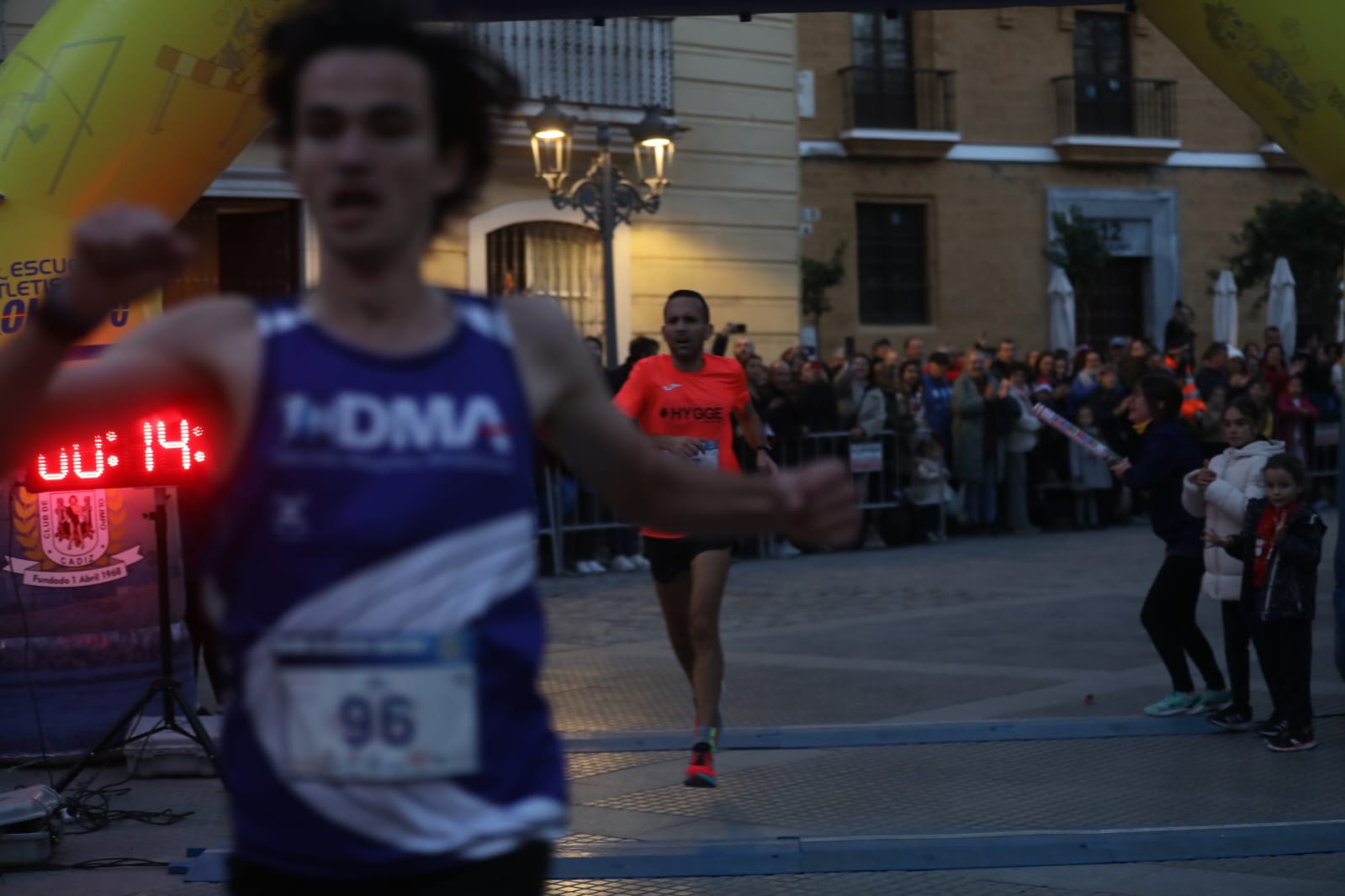 Fotos: Búscate en la VII San Silvestre gaditana 2024