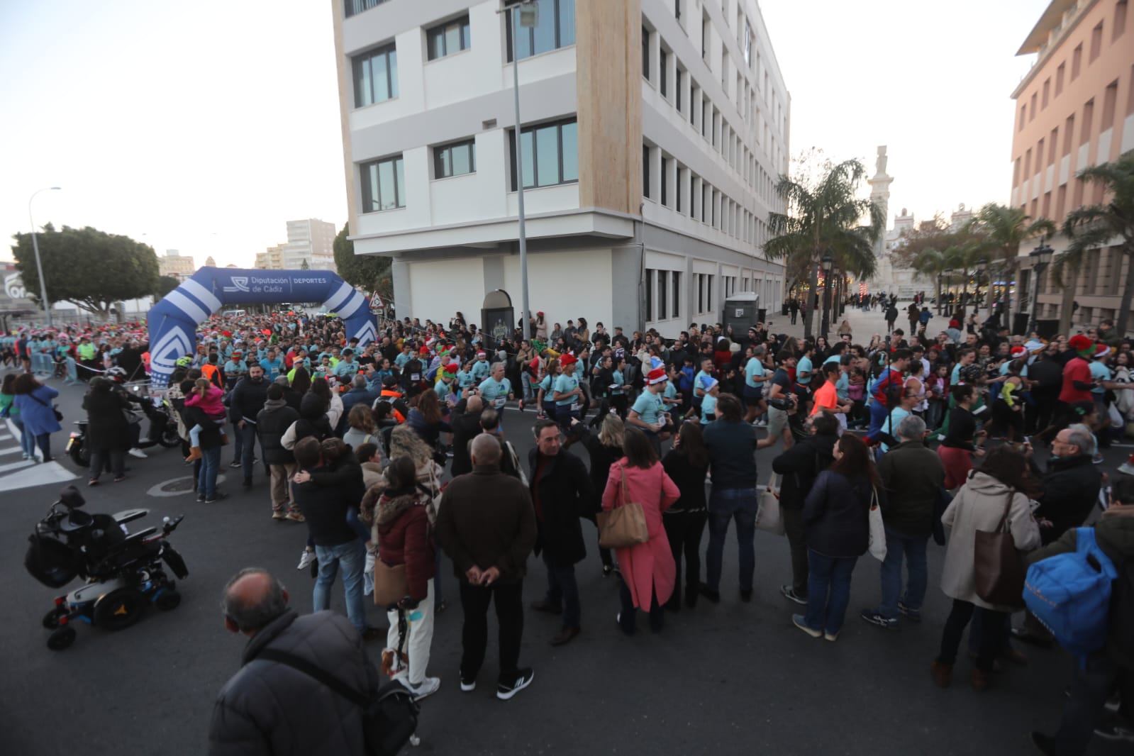 Fotos: Búscate en la VII San Silvestre gaditana 2024