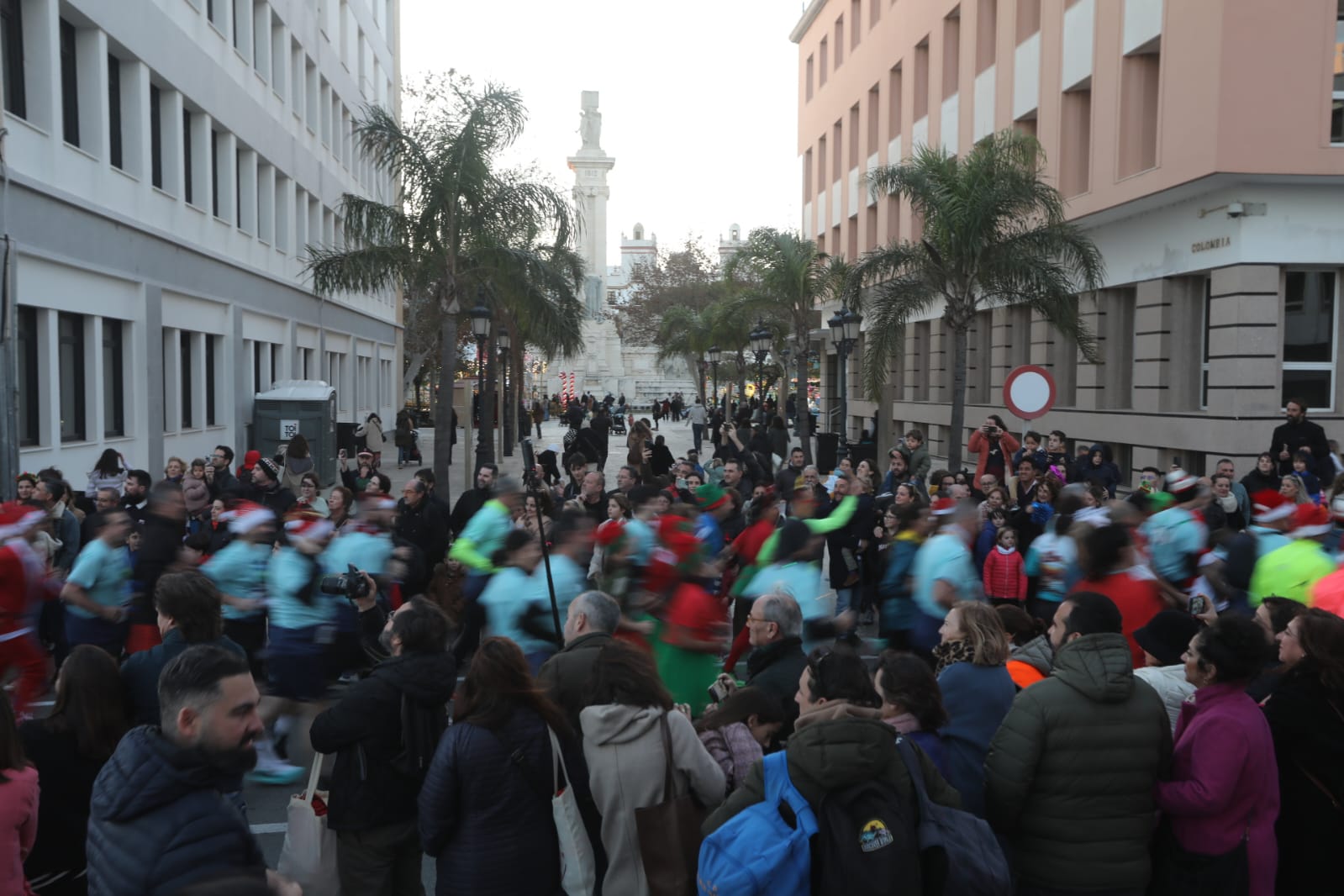 Fotos: Búscate en la VII San Silvestre gaditana 2024