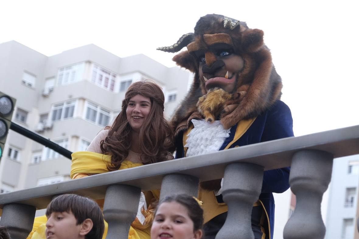 FOTOS: Melchor, Gaspar y Baltasar protagonizan una Cabalgata de cine en Cádiz en 2025