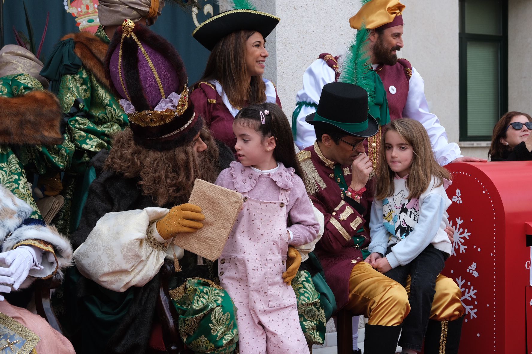 Fotos: Así trabajan los Reyes Magos antes de la Gran Cabalgata de Cádiz