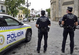 Una buena samaritana en Jerez: encuentra una mochila con 3.000 euros y la entrega a la Policía