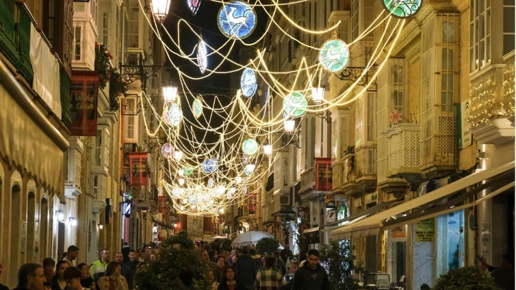 «Sólo había que darse un paseo por las calles de Cádiz para percibir el buen ambiente y la actividad en la ciudad»