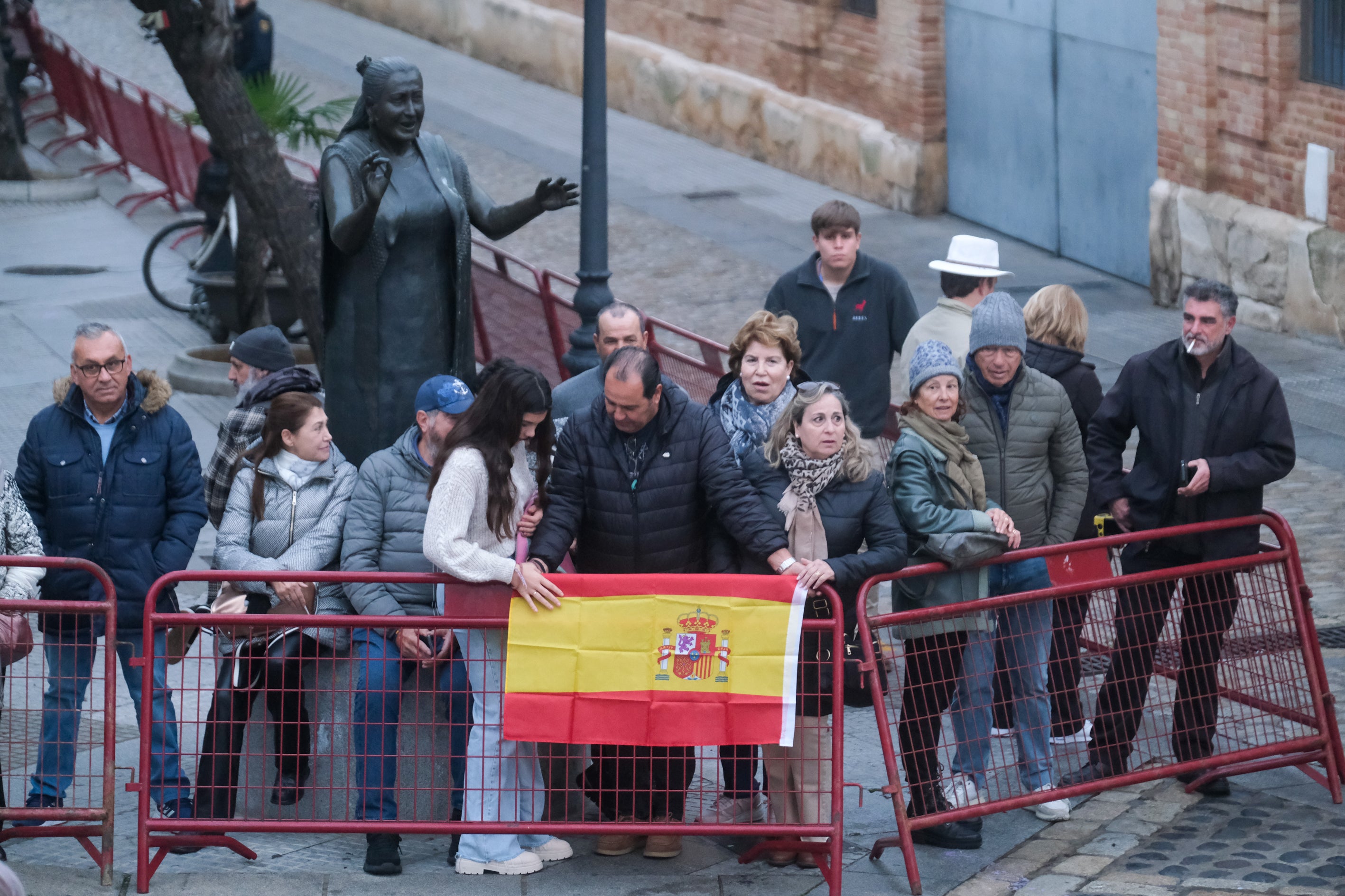 Imágenes de un día histórico en Cádiz: la Princesa Leonor ya navega en el Juan Sebastián de Elcano