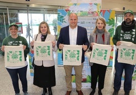 La campaña 'Dona vida al planeta' recorre Cádiz para concienciar sobre el reciclaje