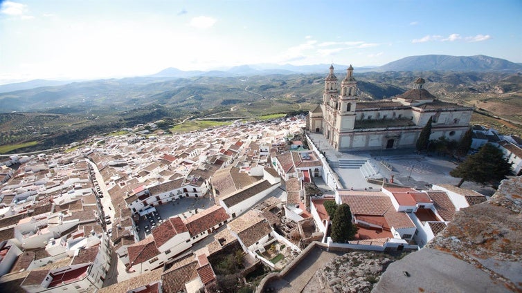 Más de 140.000 euros de Diputación para iniciar la rehabilitación de la Iglesia de la Encarnación de Olvera