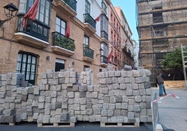 La Plaza Argüelles de Cádiz se convierte en escenario de la serie 'Young Sherlock', de Guy Ritchie