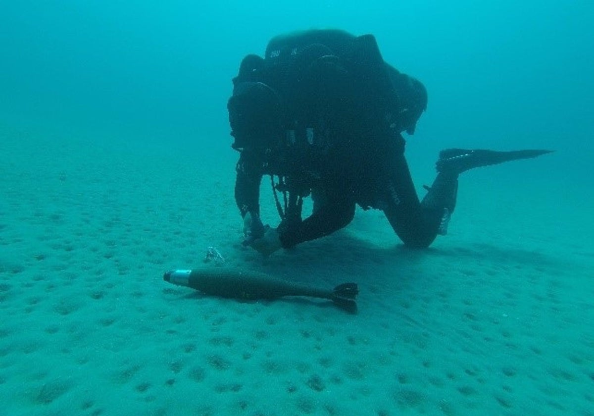 Unidad de Buceo de Cádiz.