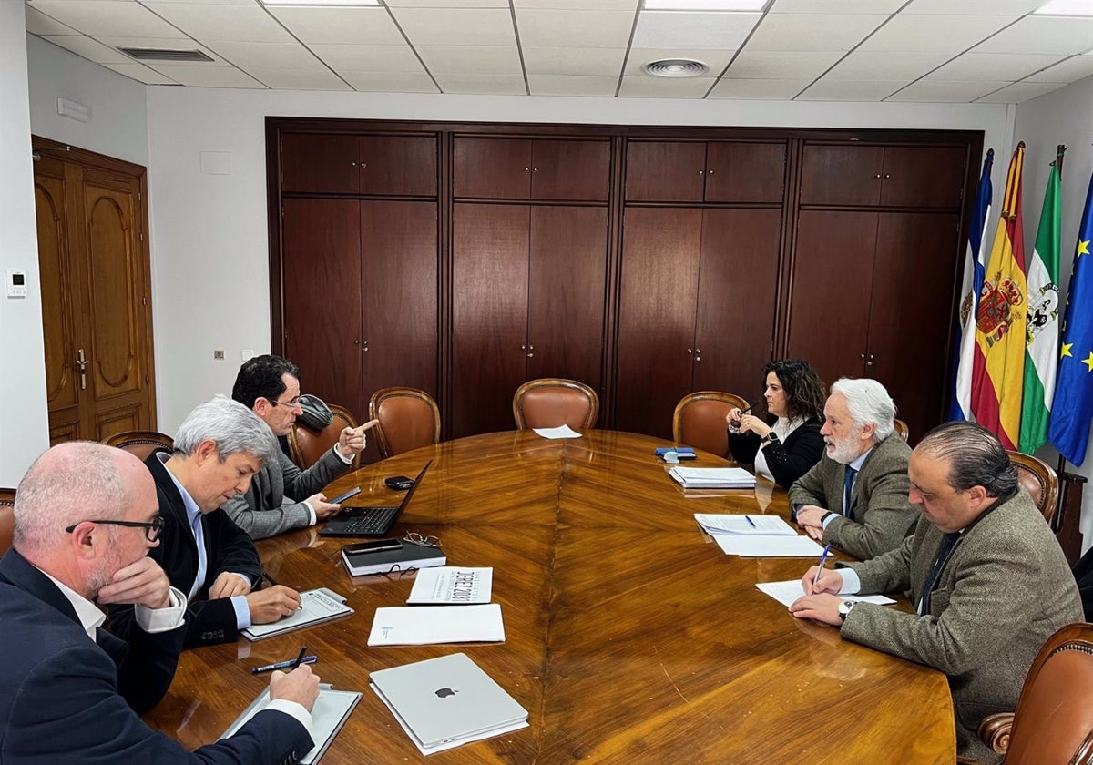 Reunión entre Ayuntamiento de Jerez y UCA para la Oficina Técnica de la Candidatura Jerez 2031.