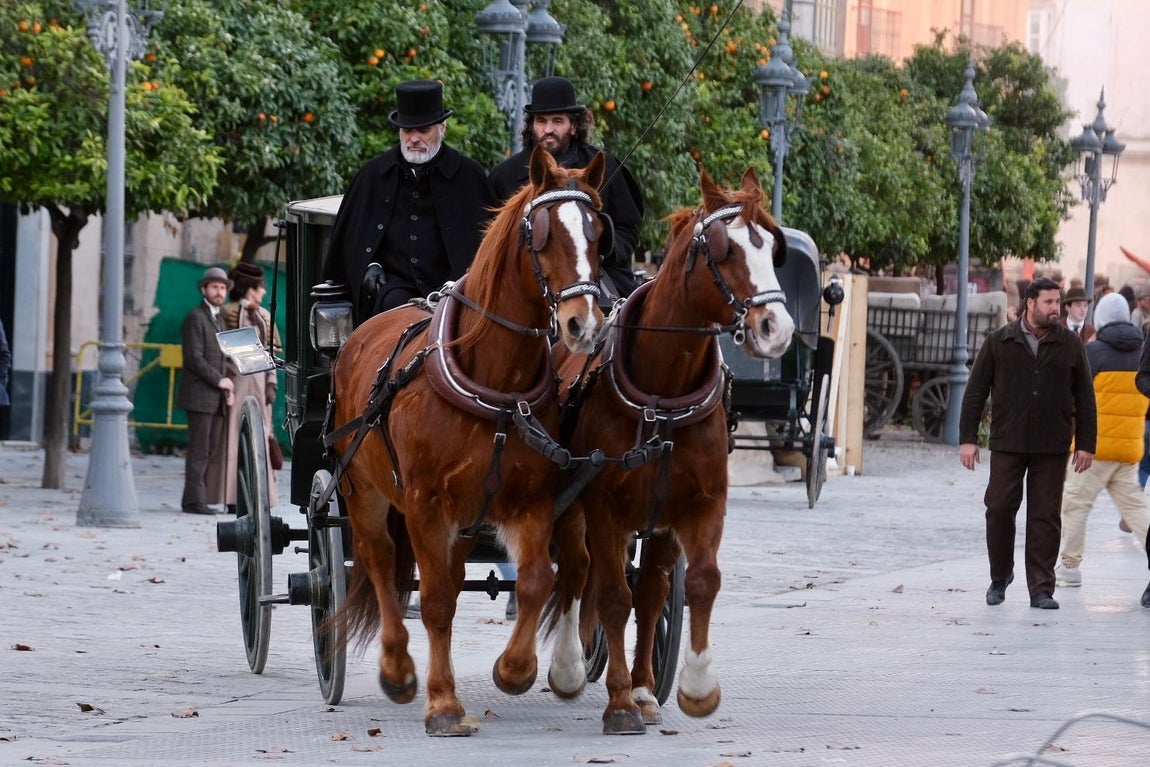 Fotos: Cádiz se convierte en París para el rodaje de &#039;Young Sherlock&#039;