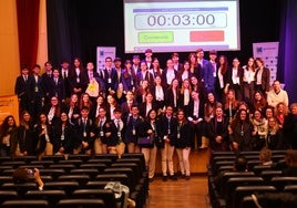 Alrededor de cien estudiantes participan en el VIII Torneo Provincial de Debate del Colegio San Felipe Neri de Cádiz