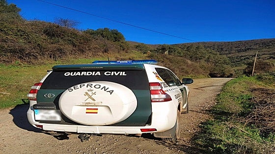 Cazadores furtivos atacan con un hacha a unos guardas rurales en Jerez
