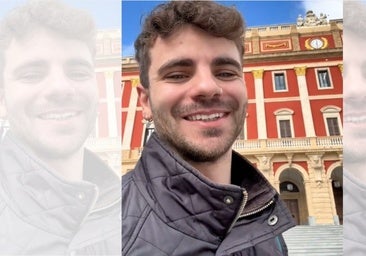 Un conocido influencer viaja a Cádiz y se enamora del ayuntamiento de este municipio: «Es uno de los más lindos de España»