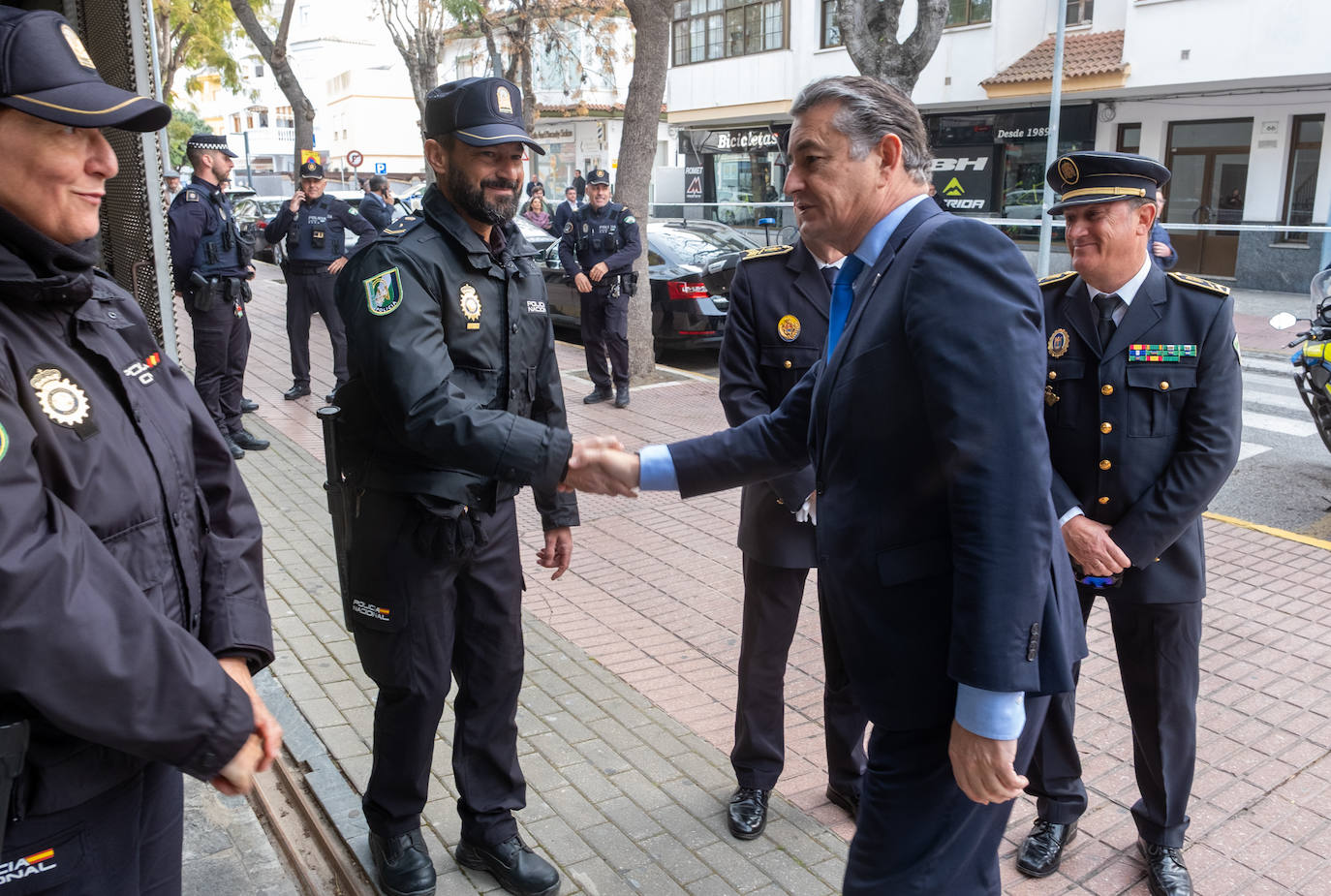 Fotos: La Junta entrega en Rota las Banderas de Andalucía 2025 de Cádiz