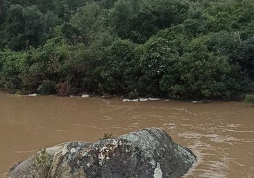 Activa la fase 1 de emergencia ante el riesgo de inundaciones tras la crecida del río Hozgarganta en Jimena de la Frontera