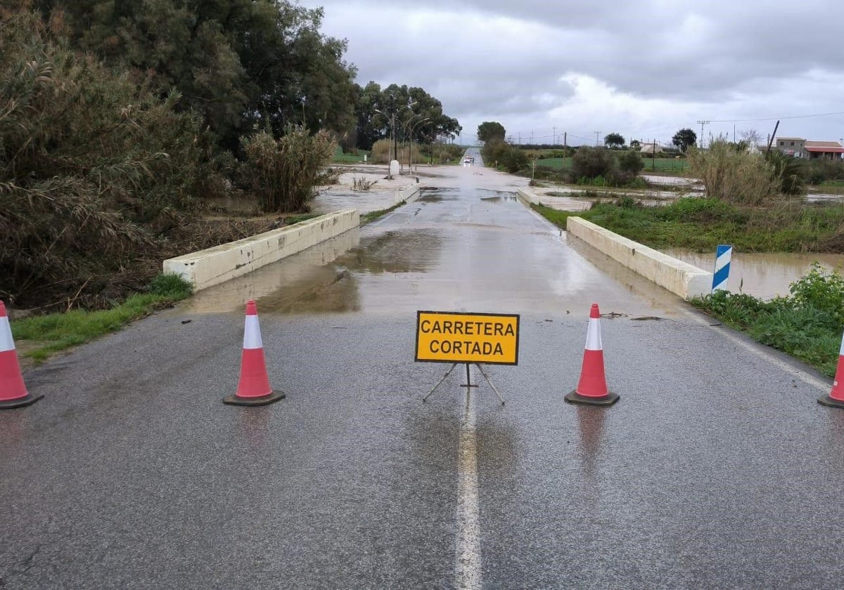 Estas son las carreteras cortadas tras el paso de la borrasca Jana