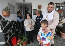 Los vecinos Jerez resisten ante el riesgo de inundaciones: «Yo no me voy de mi casa»