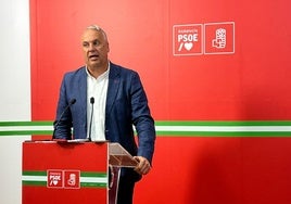 Ruiz Boix gana por la mínima en las primarias del PSOE de Cádiz