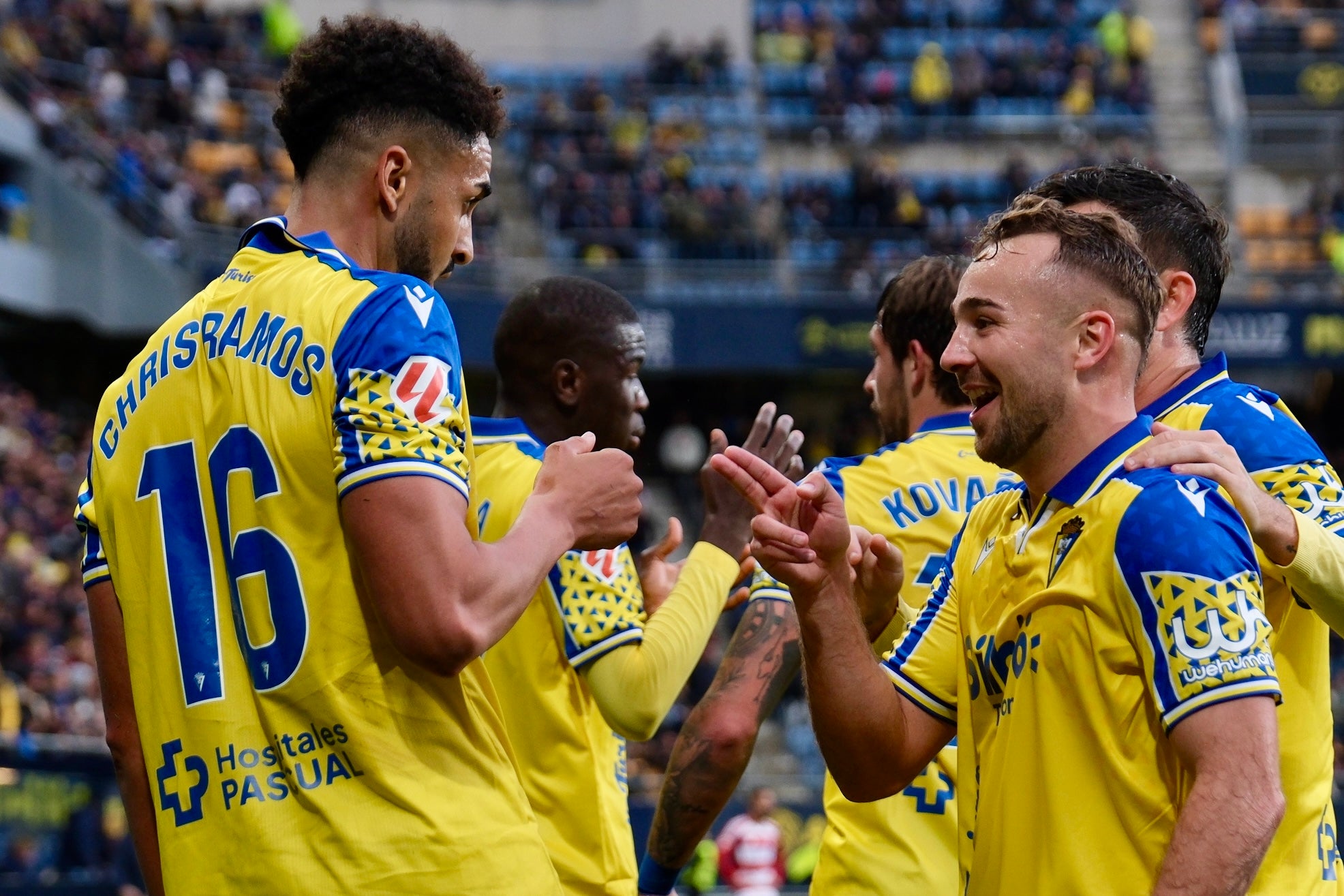 Las imágenes del partidos Cádiz CF 1-0 Granada