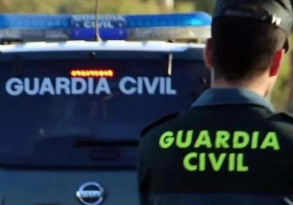 Agentes de la Guardia Civil.