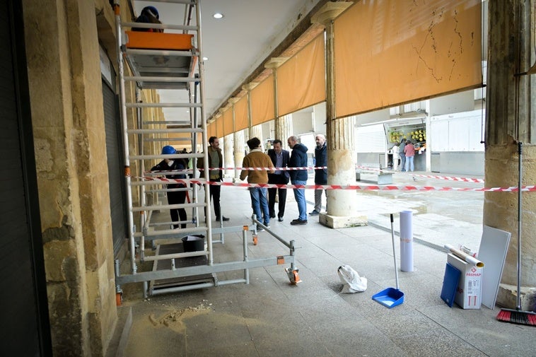 Comienzan  las obras de restauración en el Mercado Central de Cádiz, conocido como La Plaza