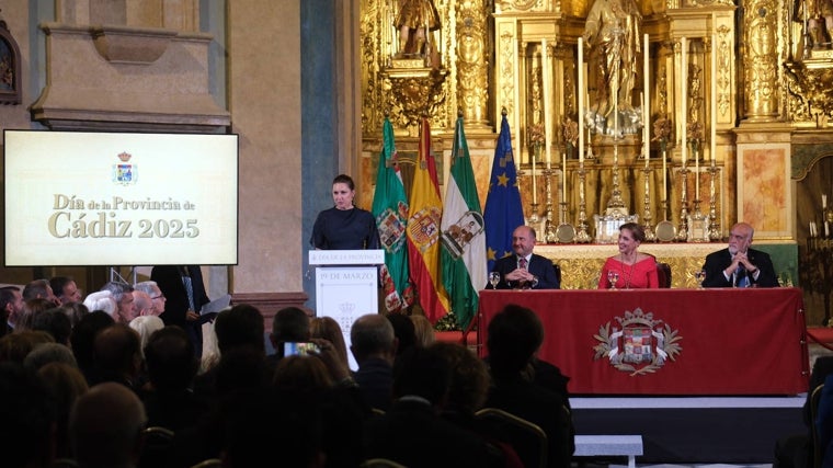 Niña Pastori es reconocida como Hija Predilecta de la Provincia de Cádiz