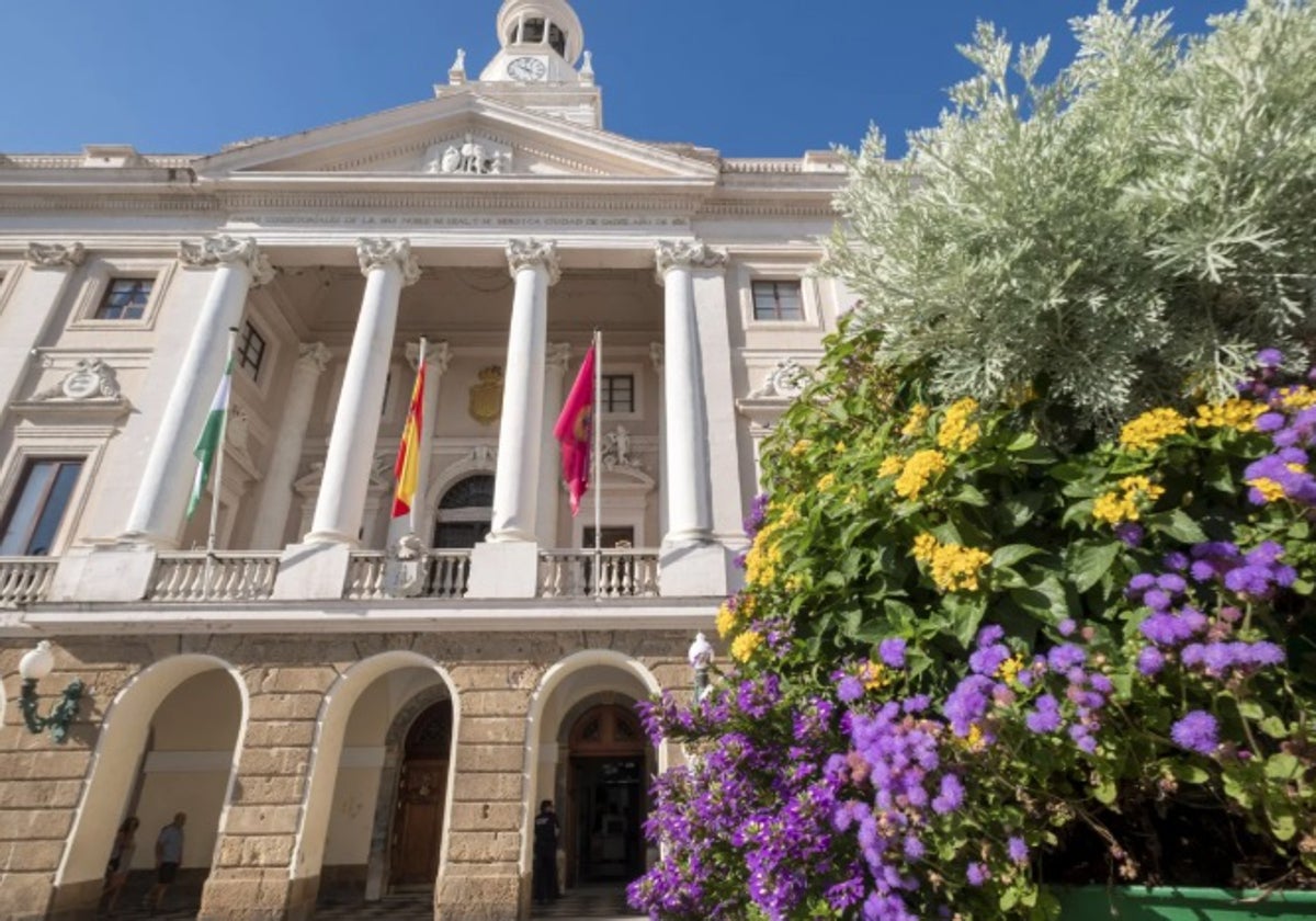 Ayuntamiento de Cádiz, en foto de archivo.