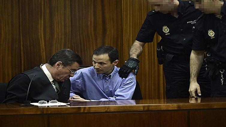 Librerías de Cádiz se suman al boicot contra el libro de José Bretón: «En esta vida no todo vale»