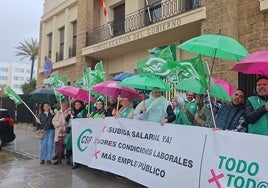 CSIF  reclama mejores condiciones laborales y una subida salarial para los empleados públicos
