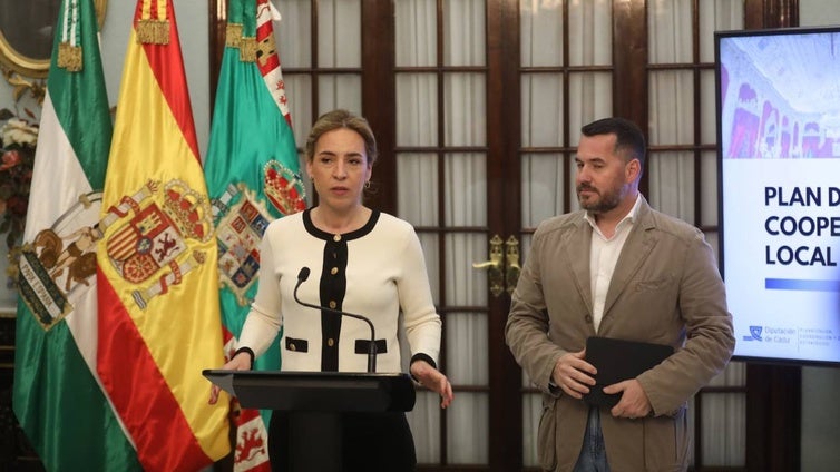 Almudena Martínez:  «No es cuestión del PP las guerras internas, los castigos y los descabezamientos a los que ha llegado el PSOE»