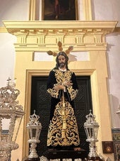 Martes Santo en El Puerto: Dolor y Sacrificio escribe su propia historia en Las Esclavas