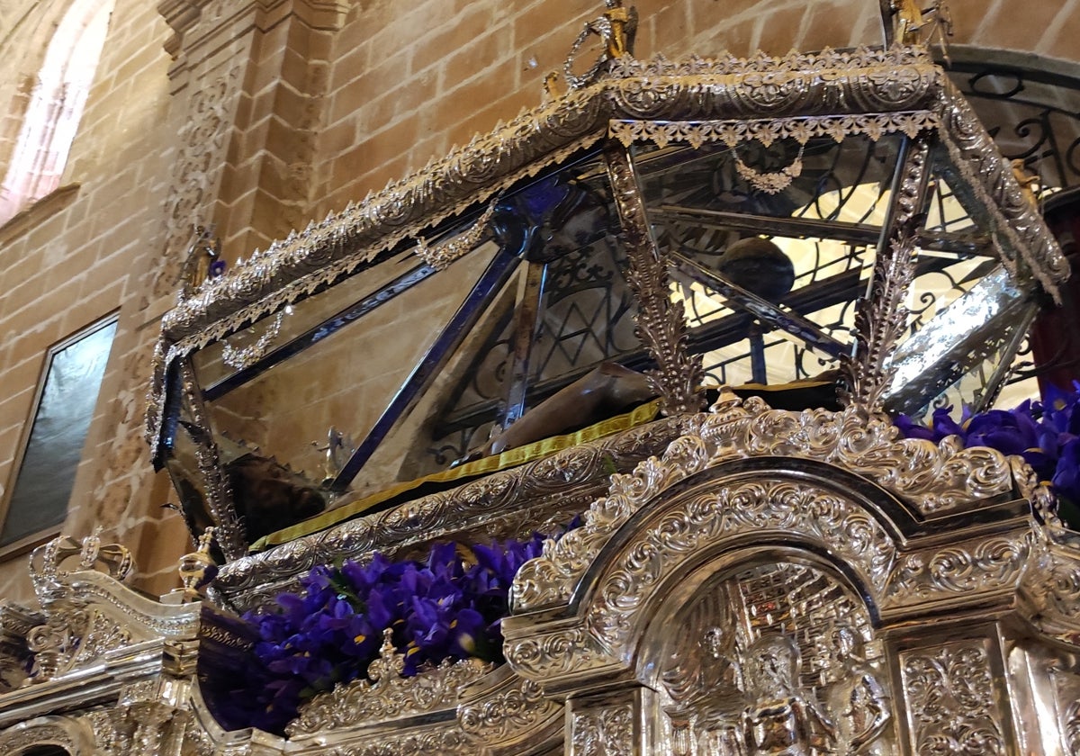 La Soledad y la Veracruz: siglos de pasión y tradición el Viernes Santo en El Puerto