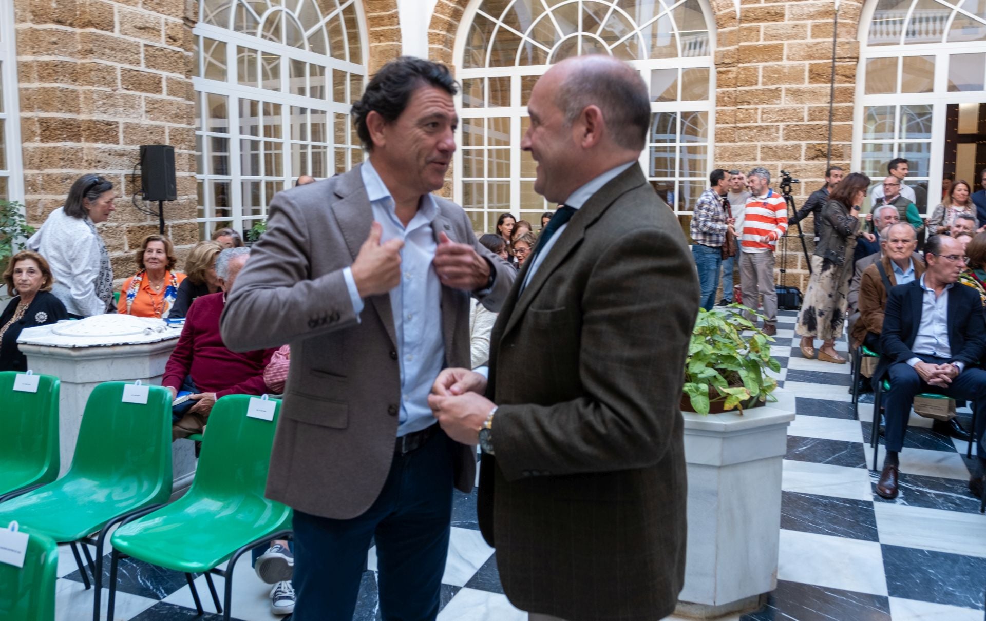 Fotos: Ignacio Moreno Bustamante presenta su nuevo libro