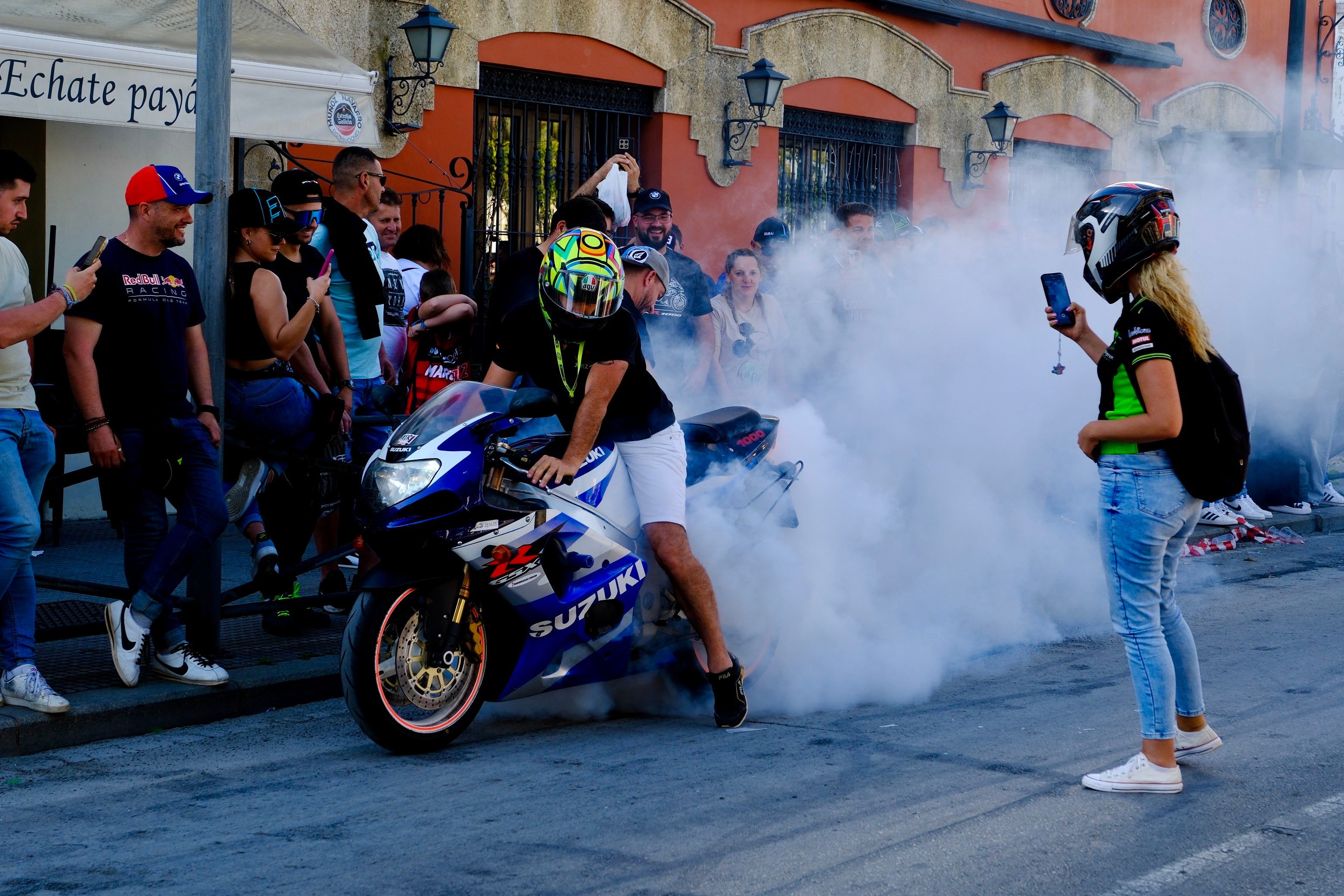 El rugido de las dos ruedas